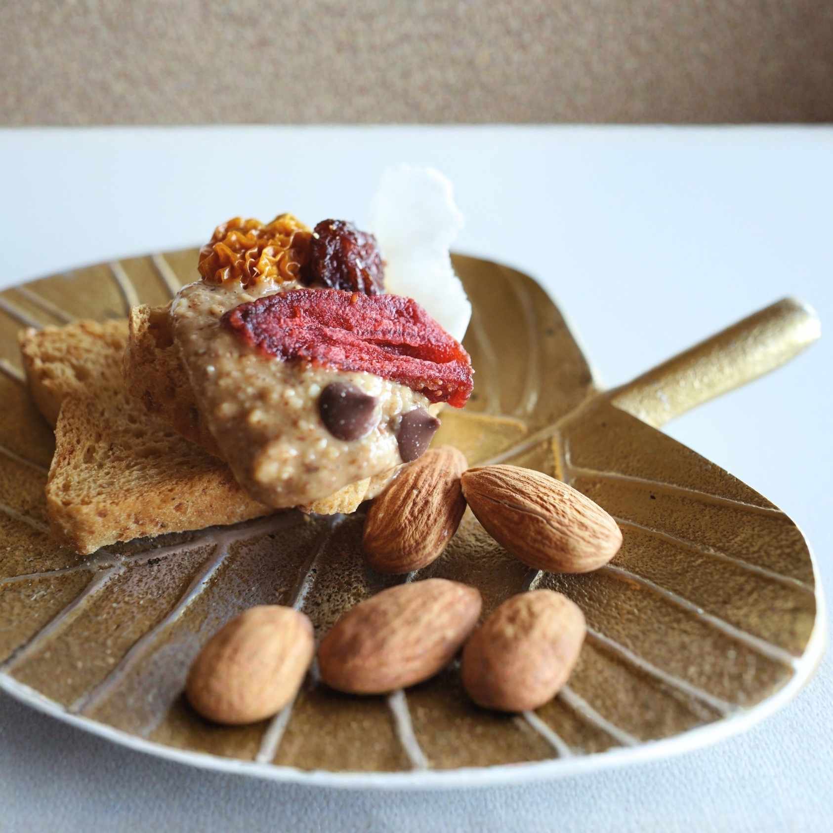 アーモンドバター(有機ナッツ使用)