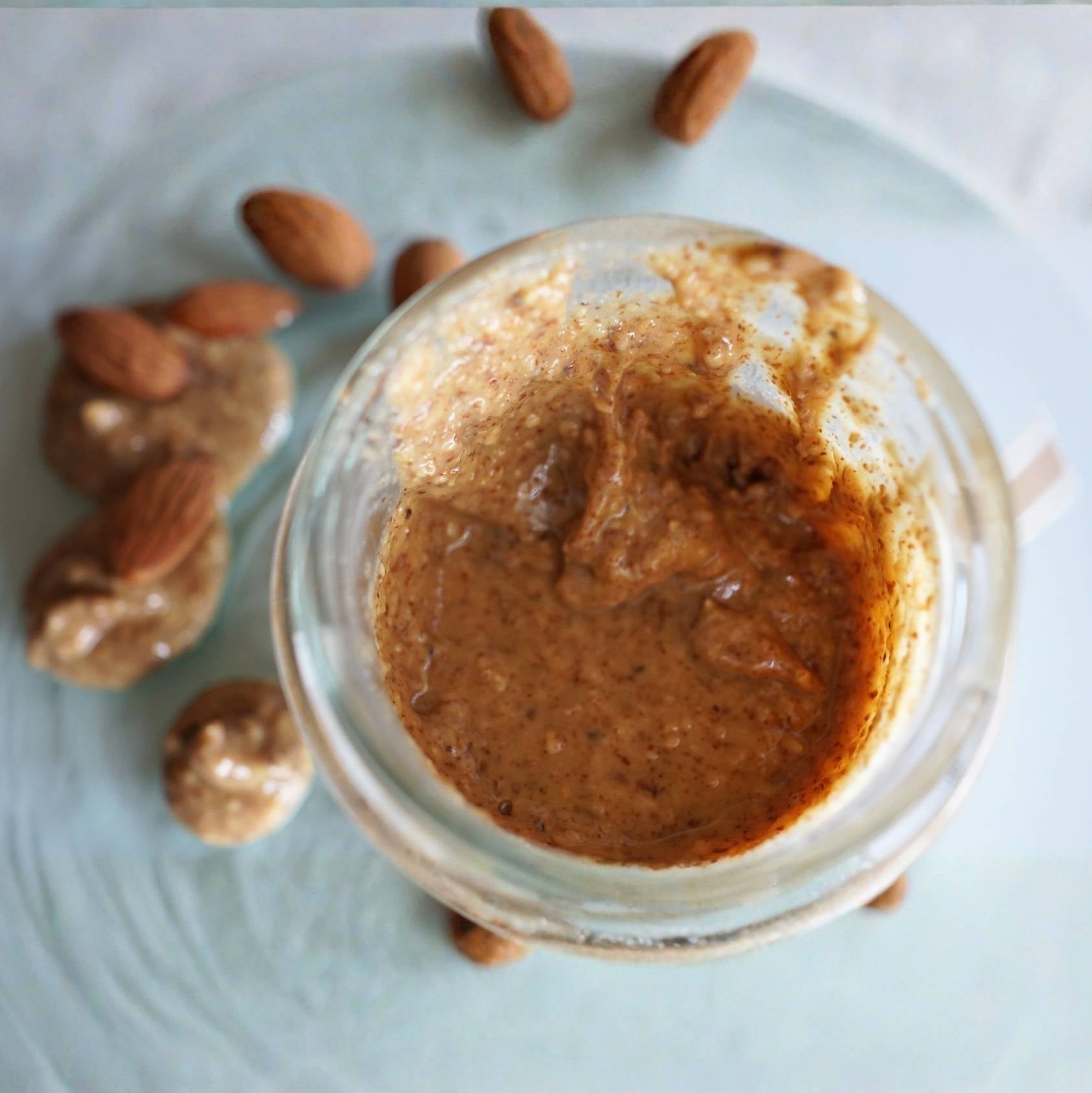 アーモンドバター(有機ナッツ使用)