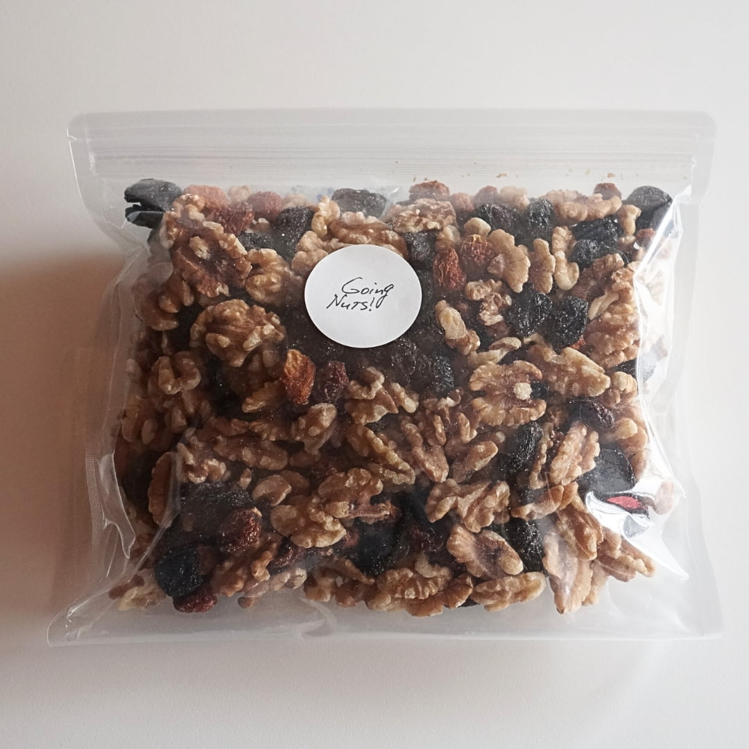 Berry Cherry Nuts! 【BtoB】
